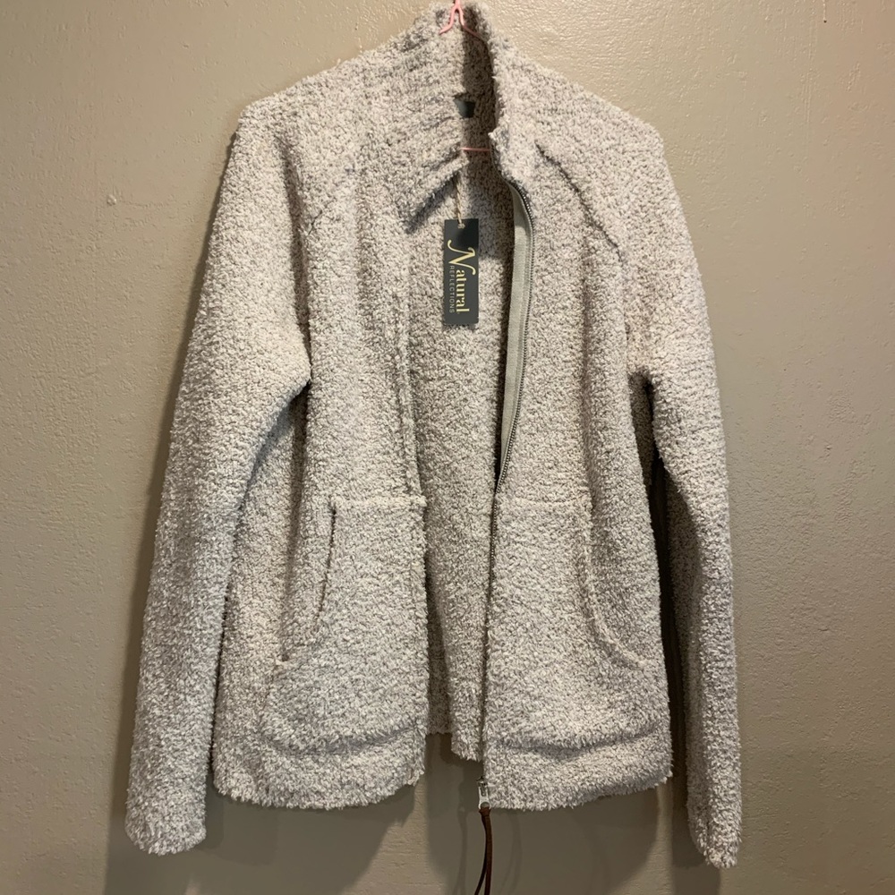 NWT! Sherpa/Chenille Zip Up